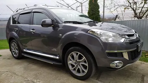 Бокові пороги Bosphorus Grey (2 шт., алюміній) Коротка база для Peugeot Partner/Rifter 2019- рр — Peugeot Partner/Rifter 2019- гг. DianaParts