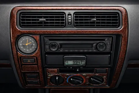 Накладки на панель V2 для Toyota Land Cruiser 90 Prado 1996-2002 рр — Toyota Land Cruiser 90 Prado 1996-2002 гг. DianaParts