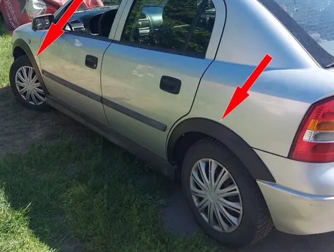 Накладки на арки (SD/HB) (4 шт, чорні) для Opel Astra G classic 1998-2012 рр — Opel Astra G classic 1998-2012 гг. DianaParts