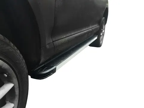 Бокові пороги Maya V1 (2 шт., алюміній) для Volkswagen Touareg 2002-2010 рр — Volkswagen Touareg 2002–2010 гг. DianaParts