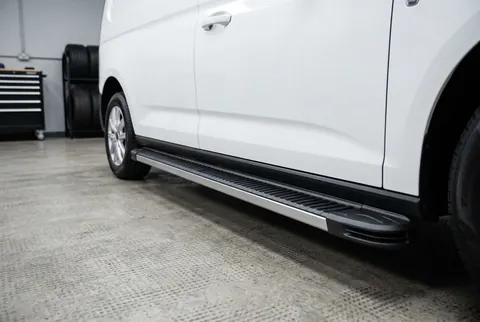 Бокові пороги Maya V1 (2 шт., Алюміній) Максі база для Ford Connect 2021- рр — Ford Connect 2021- гг. DianaParts