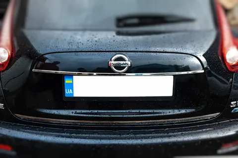 Хром планка над номером (нерж.) Carmos - Турецька сталь для Nissan Juke 2010-2019 рр — Nissan Juke 2010-2019 гг. DianaParts
