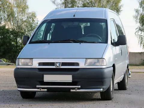 Передній захист ST009 (нерж) 51 мм для Peugeot Expert 1995-2007 рр — Peugeot Expert 1995-2007 гг. DianaParts