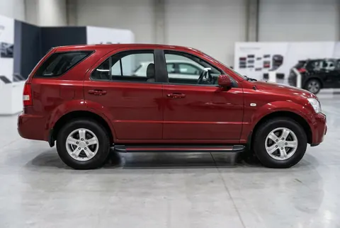 Бокові пороги Maya Red (2 шт., алюміній) для Kia Sorento I BL 2002-2009 рр — Kia Sorento I BL 2002-2009 гг. DianaParts