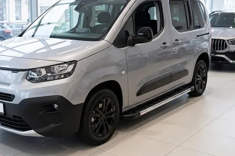 Бокові пороги RedLine V1 (2 шт., алюміній) Довга база для Fiat Doblo III 2023- рр — Fiat Doblo III 2023- гг. DianaParts