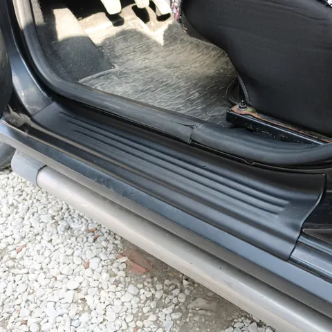 Накладки на дверні пороги EuroCap (4 шт, ABS) для Renault Sandero 2013-2022 рр — Renault Sandero 2013-2022 гг. DianaParts