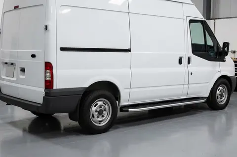 Бокові пороги Fullmond (2 шт, алюм.) L1 (коротка) для Ford Transit 2000-2014 рр — Ford Transit 2000–2014 гг. DianaParts
