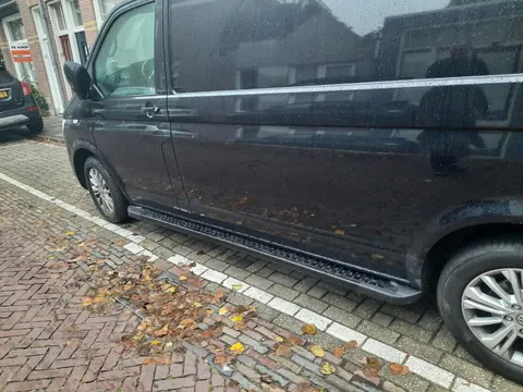Бокові пороги Allmond Black (2 шт., алюміній) Довга база для Volkswagen T6 2015-2024 рр — Volkswagen T6 2015-2024 гг. DianaParts