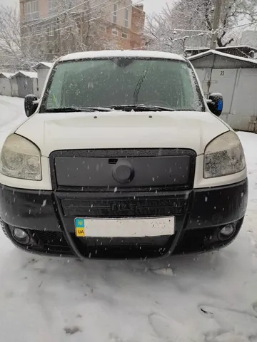 Верхня зимова накладка на решітку Глянцева для Fiat Doblo I 2005-2010 рр — Fiat Doblo I 2005-2010 гг. DianaParts