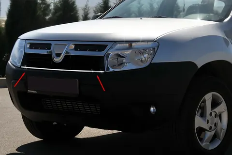 Накладки на решітку радіатора (нерж.) для Renault Duster 2008-2017 рр — Renault Duster 2008–2017 гг. DianaParts