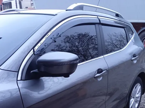 Вітровики з хромованим молдингом Niken Luxury (4 шт) для Nissan Qashqai 2014-2021 рр — Nissan Qashqai 2014-2021 гг. DianaParts