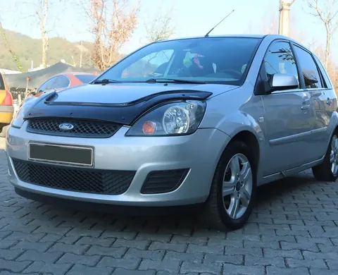Дефлектор капота (EuroCap) для Ford Fiesta 2002-2008 рр — Ford Fiesta 2002-2008 гг. DianaParts