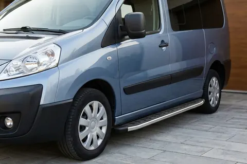 Бокові пороги Fullmond (2 шт, алюм.) Коротка база для Fiat Scudo 2007-2015 рр — Fiat Scudo 2007-2015 гг. DianaParts