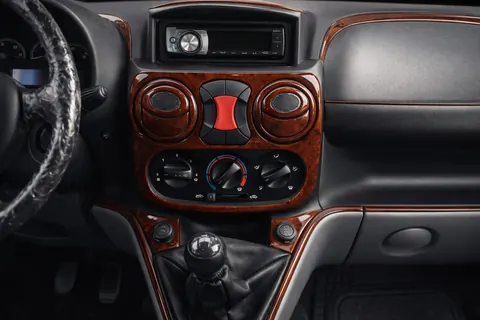 Накладки на панель Дерево для Fiat Doblo I 2001-2005 рр — Fiat Doblo I 2001-2005 гг. DianaParts