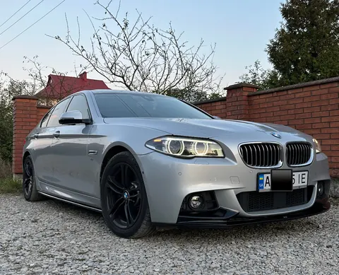 Накладка на передній бампер DPT Lip V-1 (для M-Performance, чорний глянець) для BMW 5 серія F10/F11 2010-2016 рр — BMW 5 серия F10/F11 2010–2016 гг. DianaParts
