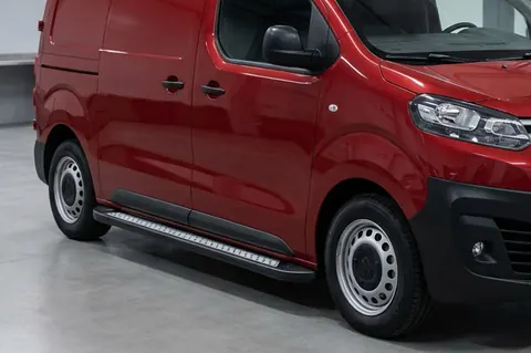 Бокові пороги Vision New Black (2 шт., Алюміній) XS - Коротка база для Citroen Jumpy/Dispatch 2017- рр — Citroen Jumpy/Dispatch 2017- гг. DianaParts