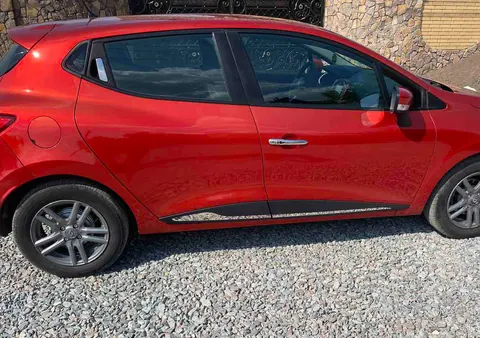 Молдинг дверної прямий (4 шт, нерж) Хром для Renault Clio IV 2012-2019 рр — Renault Clio IV 2012-2019 гг. DianaParts