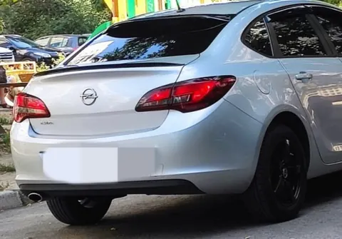 Спойлер Sedan LIP (Sunplex, чорний) (115см *5,5см) для Opel Astra J 2009-2015 рр — Opel Astra J 2009-2015 гг. DianaParts