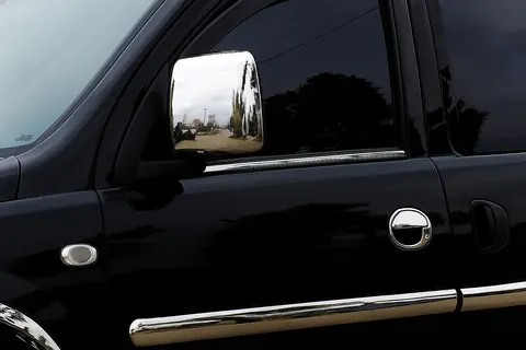 Окантовка вікон (2 шт, нерж.) для Opel Combo 2002-2012 рр — Opel Combo 2002–2012 гг. DianaParts