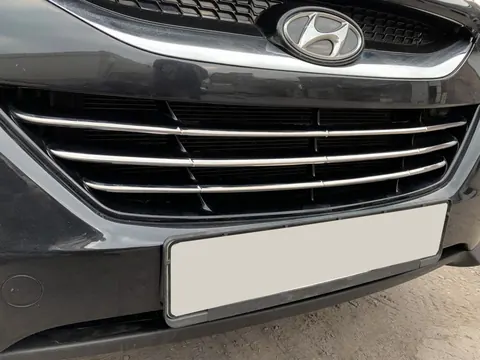 Смужки на решітку радіатора (3 шт, нерж) для Hyundai IX-35 2010-2015 рр — Hyundai IX-35 2010-2015 гг. DianaParts